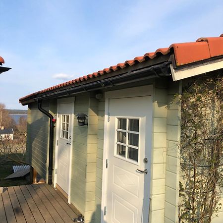 Two Small Guest Houses By Lake Rent Out As One Хьо Екстериор снимка