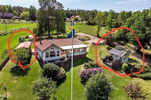 Two Small Guest Houses By Lake Rent Out As One Хьо Екстериор снимка