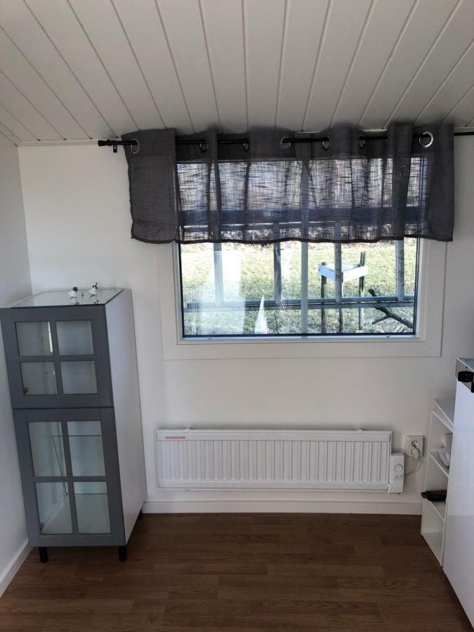 Two Small Guest Houses By Lake Rent Out As One Хьо Екстериор снимка
